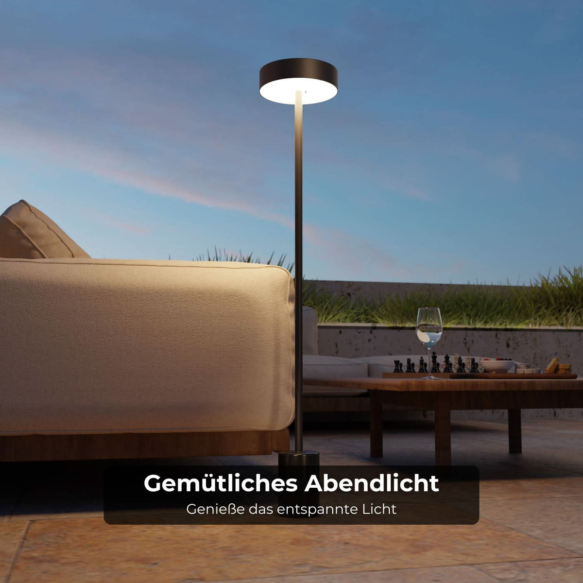 Produit de seconde qualité : lampadaire Uranos rechargeable